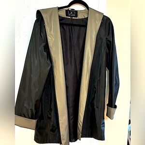 Utex Design Rain Coat. With Hood And Cuffs in Contrasting Color. Size Medium
